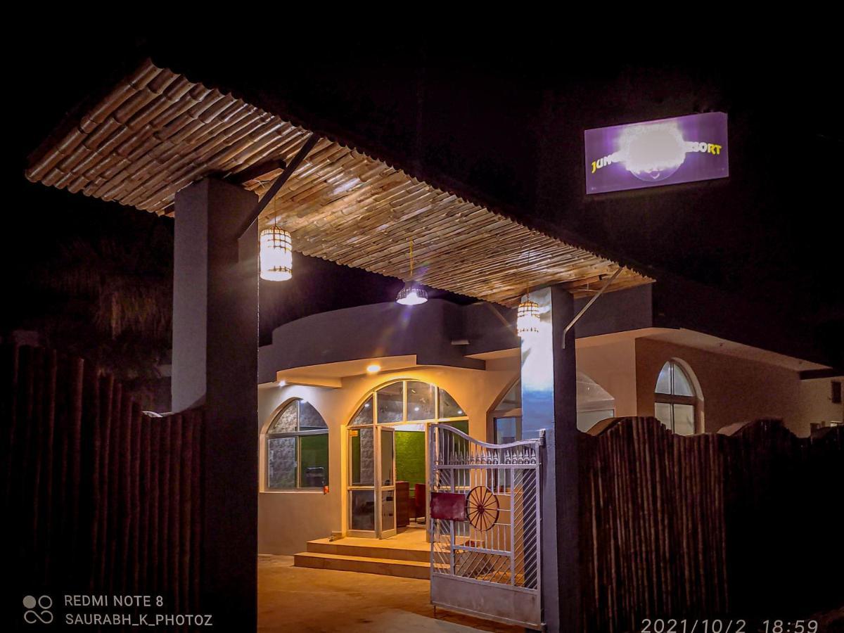 Hotel Jungle Palace Resort Umariā Exterior foto